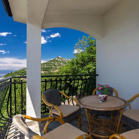 Apartment Starigrad-3 By Interhome