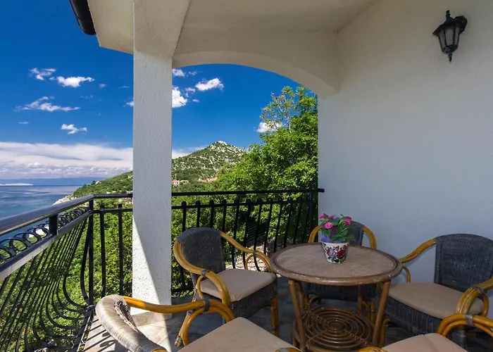 Апартаменты Starigrad-3 By Interhome